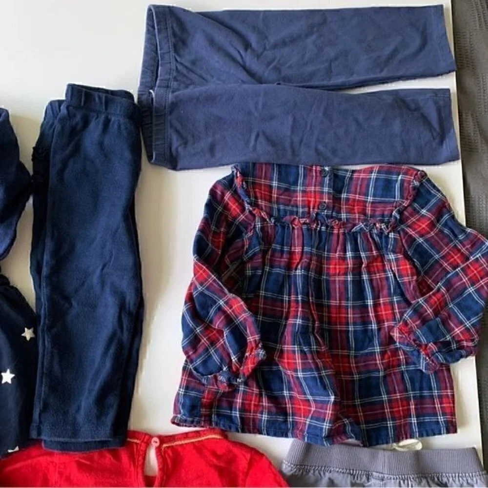 Carter’s Baby Girl dress bottoms tops Bundle 18 Months